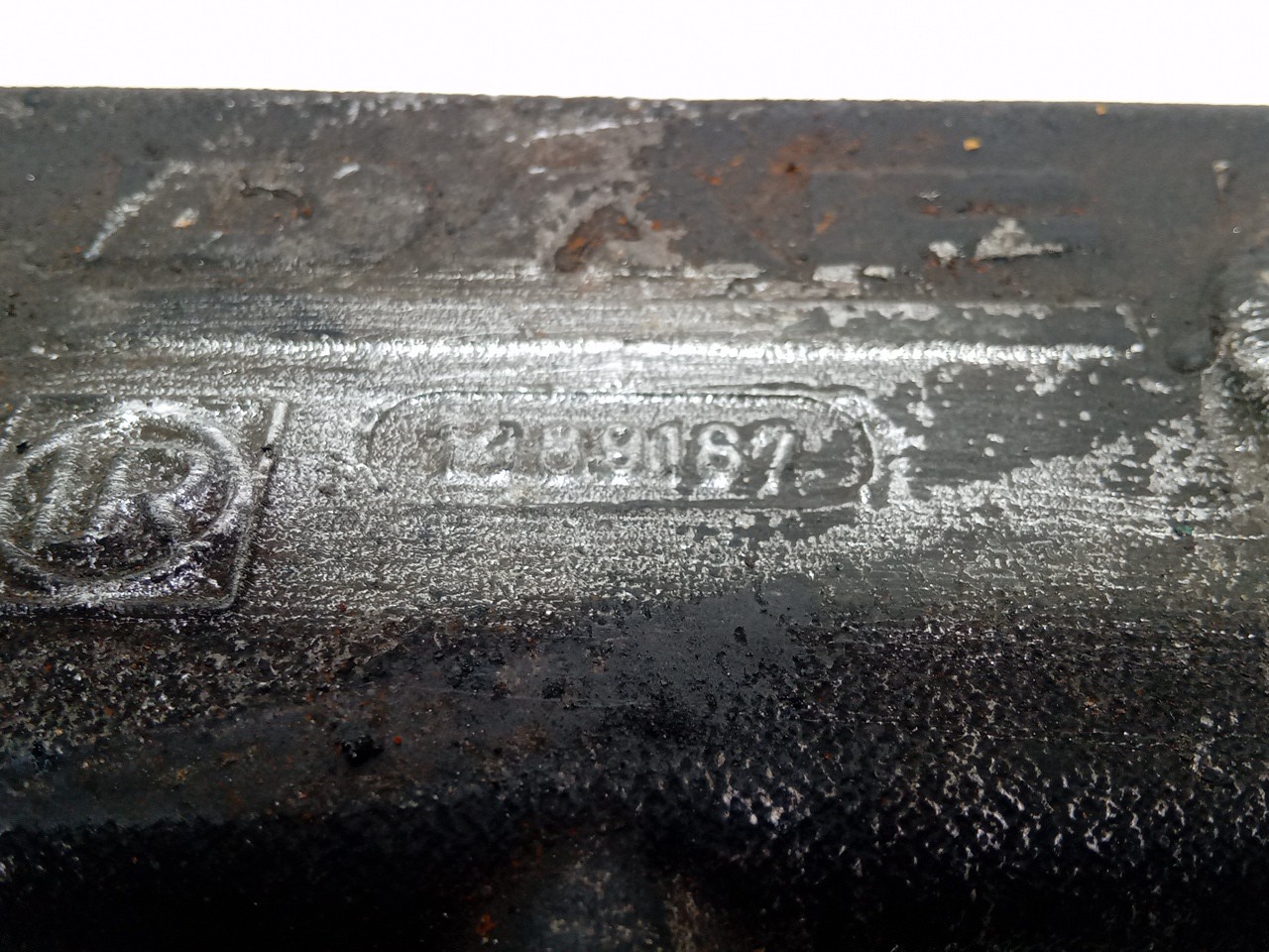 Permutador de Oleo DAF CF/XF/LF Imagem-1