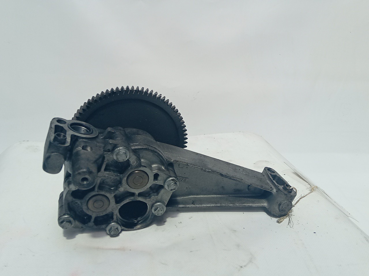 BOMBA DE OLEO SCANIA P,G,R,T - series | 03 -  Imagem-1