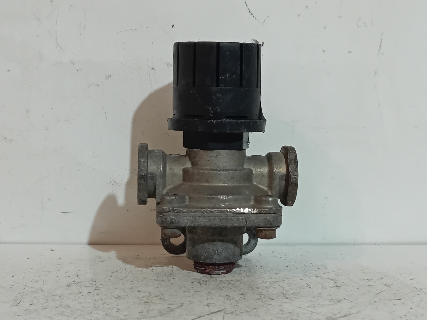 VALVULA SCANIA - Imagem-2