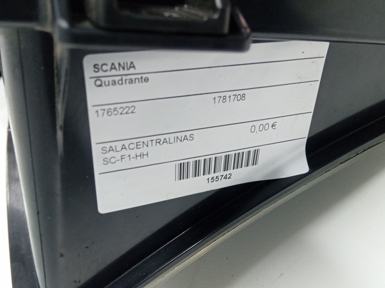 Quadrante SCANIA P,G,R,T - series | 03 -  Imagem-3