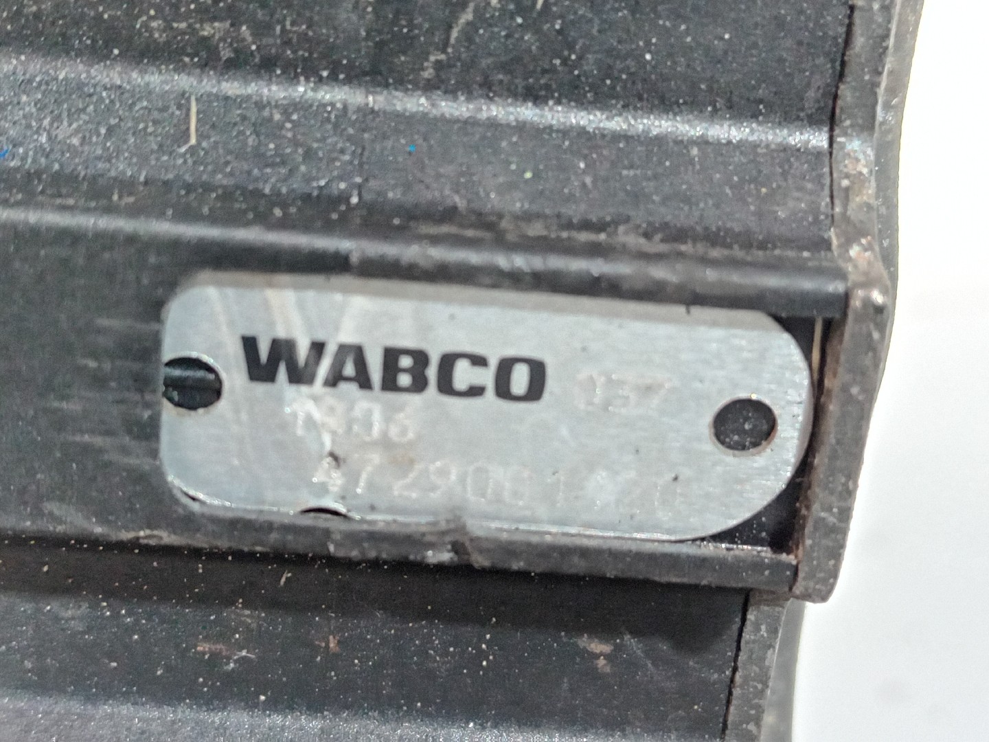 VALVULA SCANIA - Imagem-7