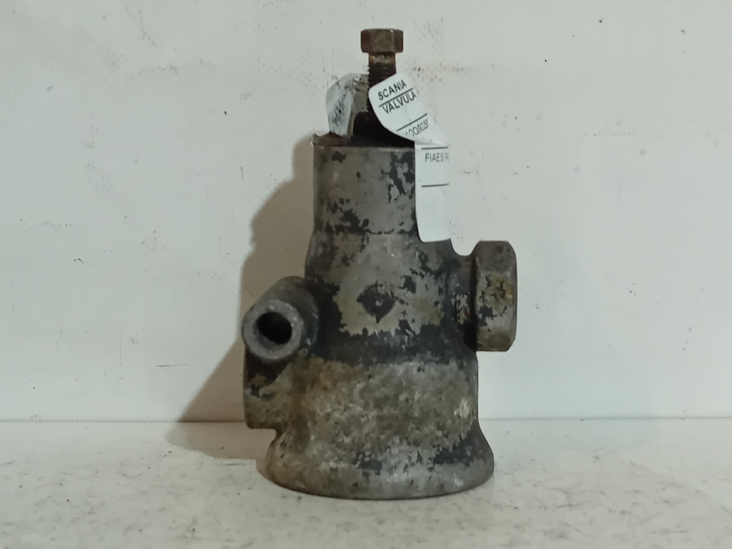 VALVULA SCANIA - Imagem-2
