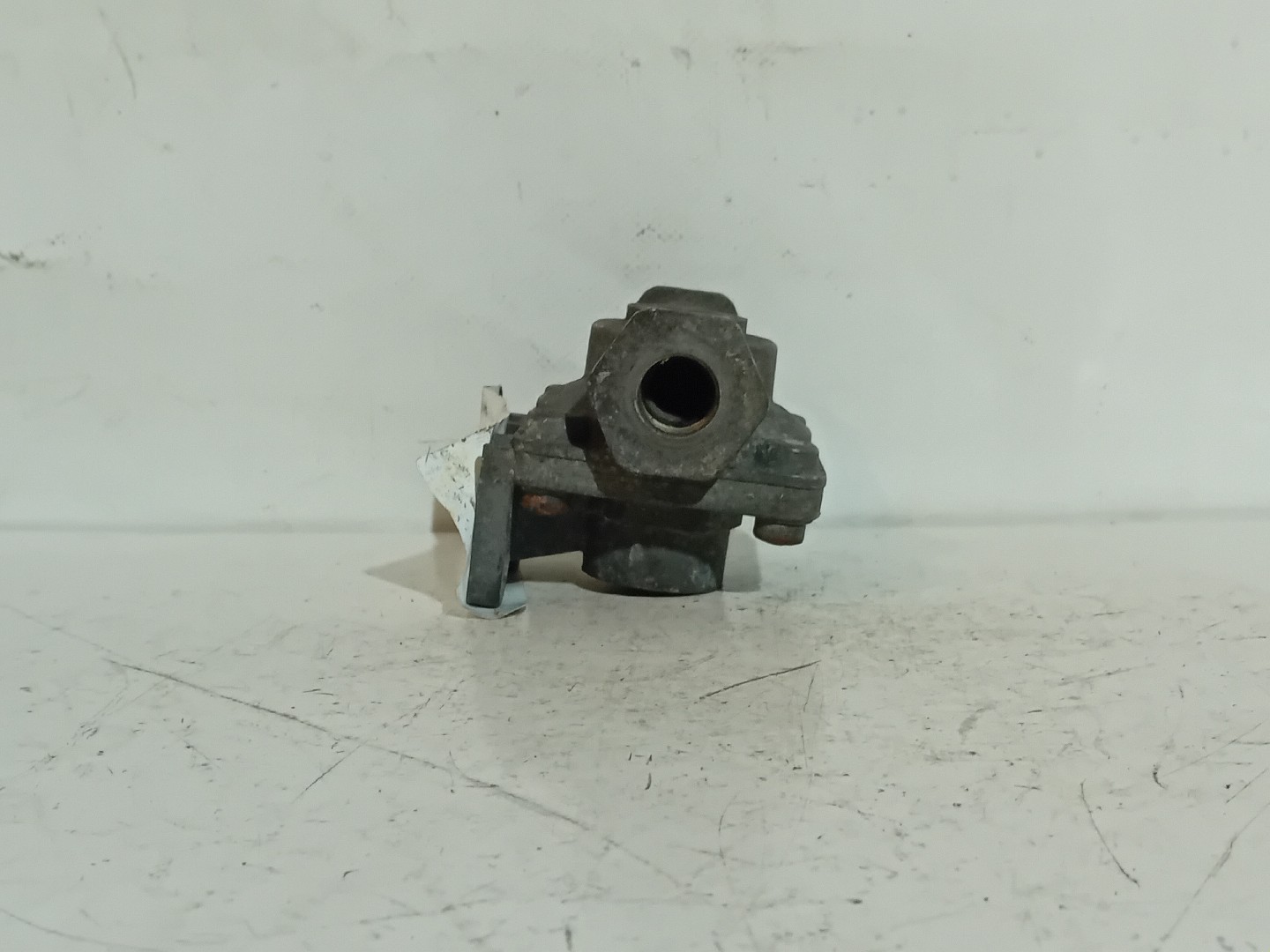 VALVULA SCANIA - Imagem-1