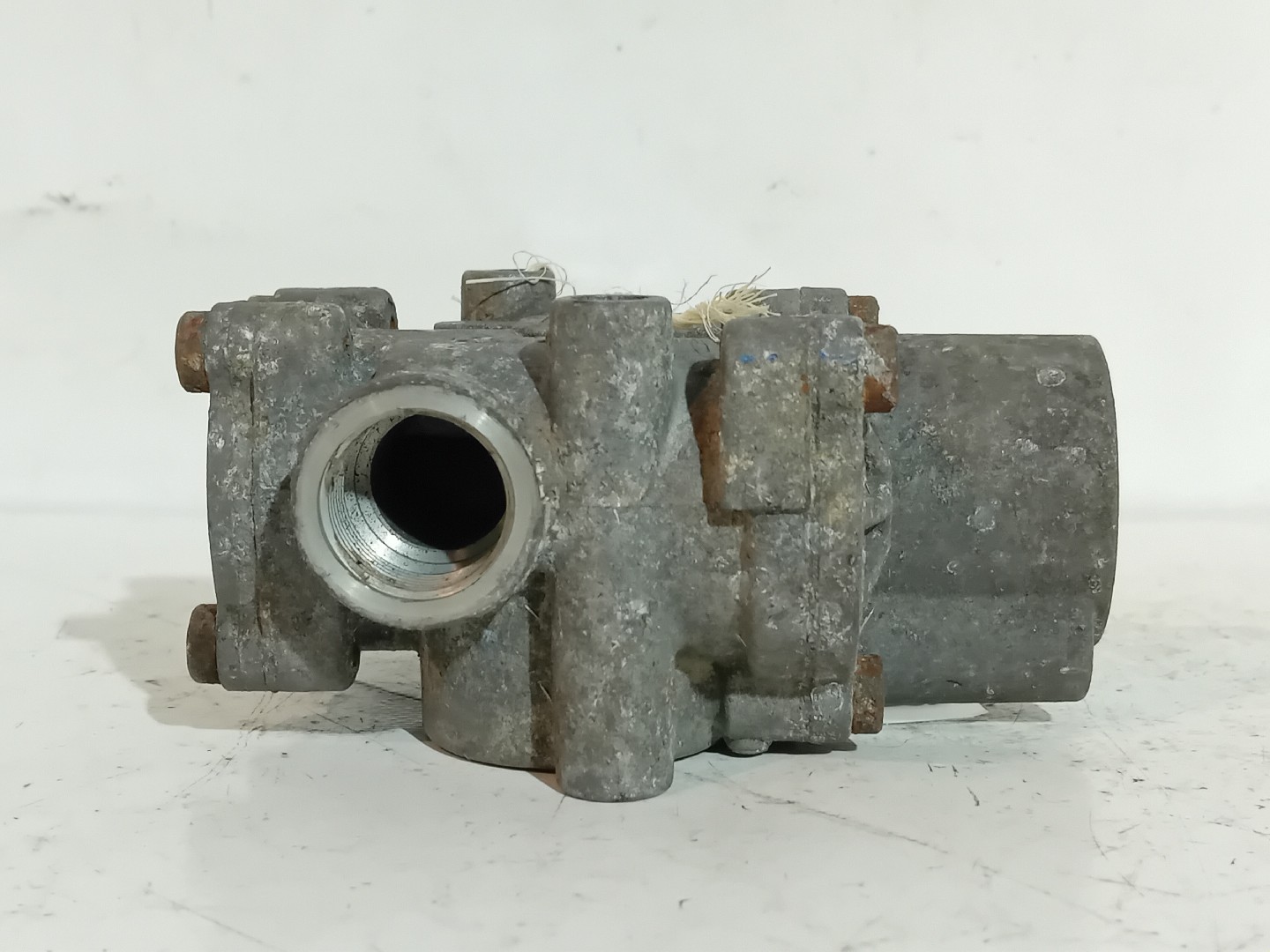 VALVULA SCANIA - Imagem-5