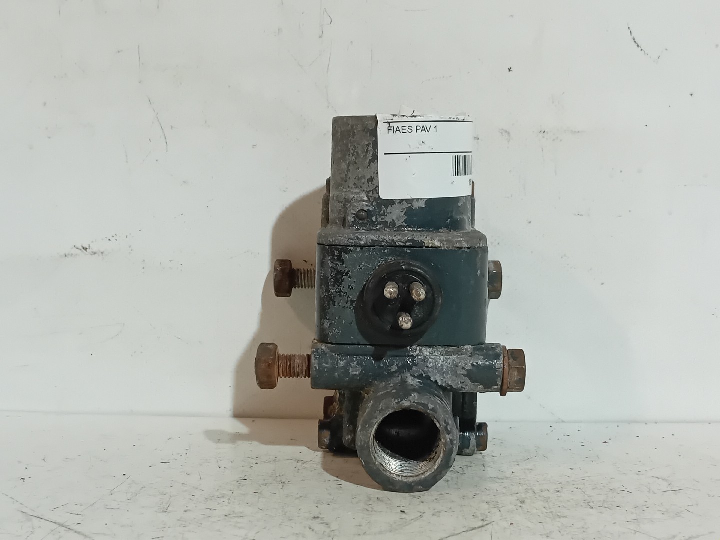 VALVULA SCANIA - Imagem-1