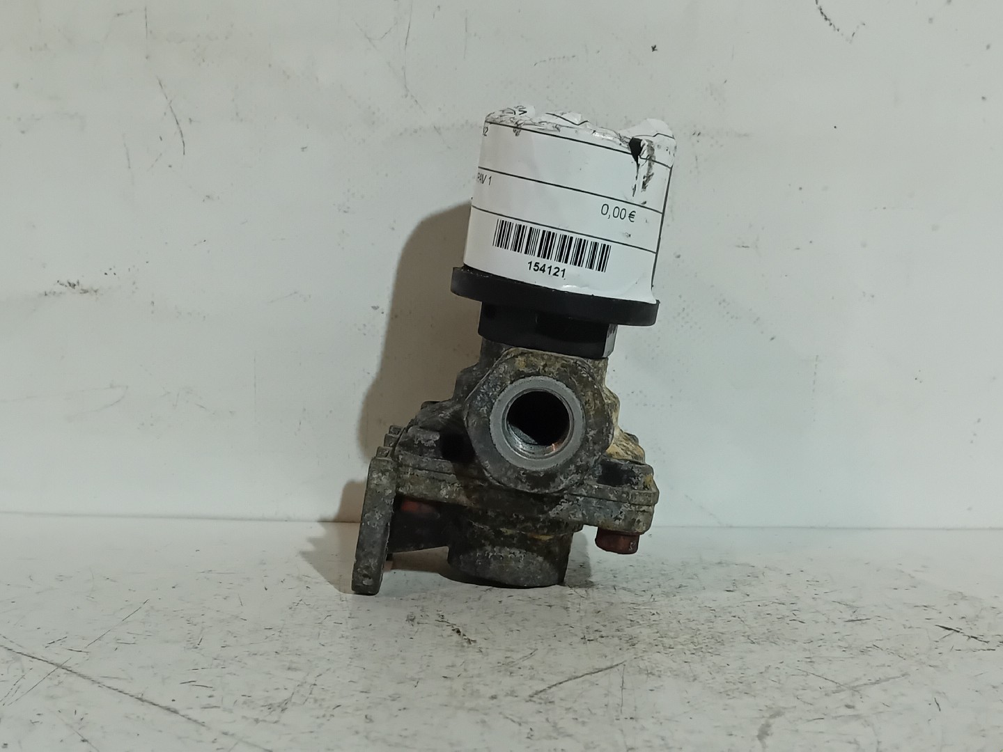 VALVULA SCANIA - Imagem-1