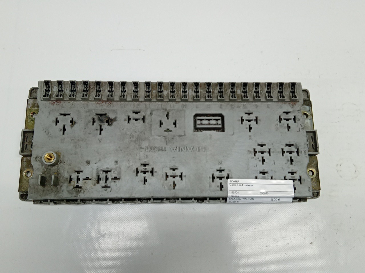 Caixa dos Fusíveis SCANIA P,G,R,T - series | 03 -  Imagem-1