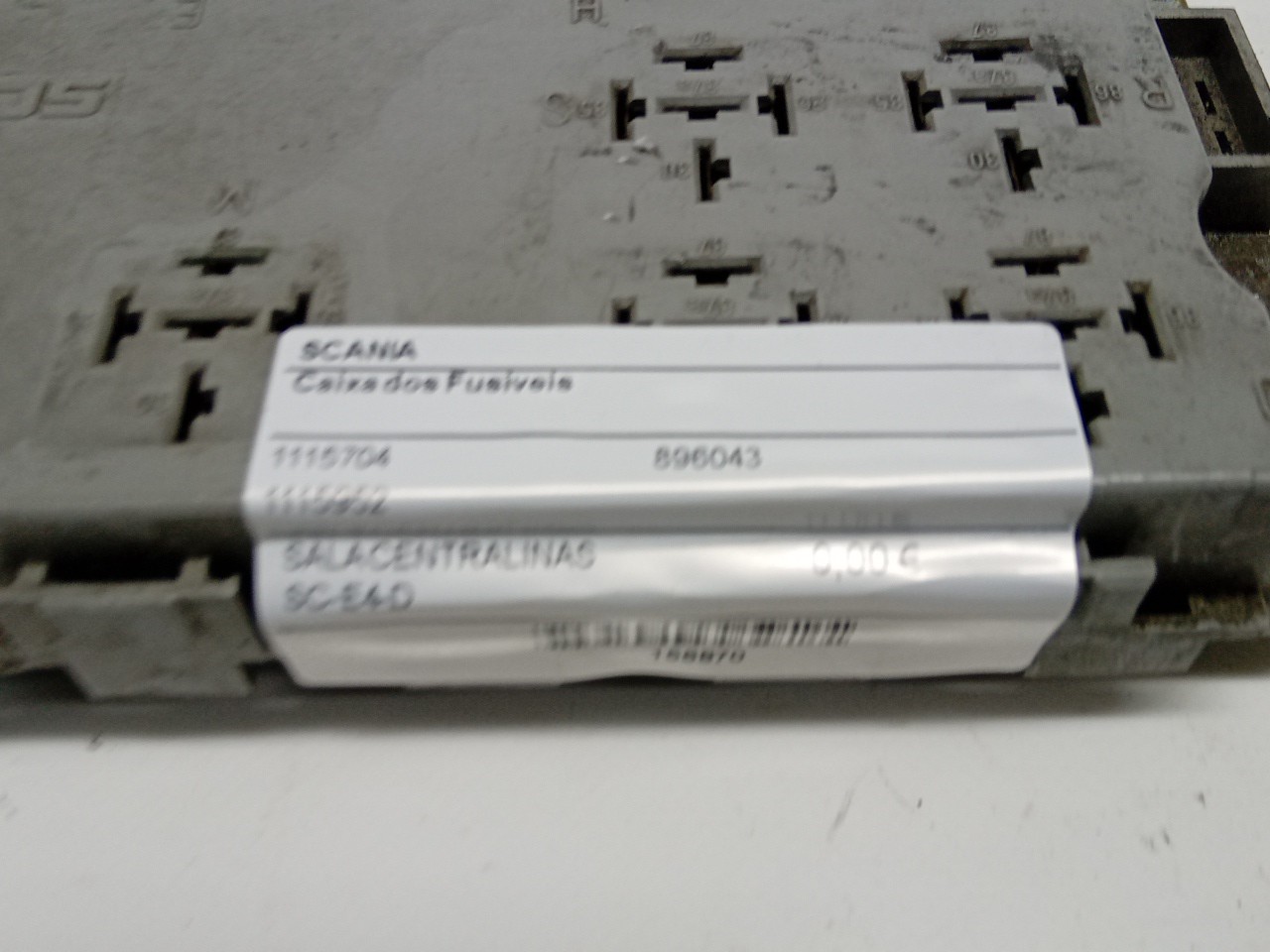 Caixa dos Fusíveis SCANIA P,G,R,T - series | 03 -  Imagem-2