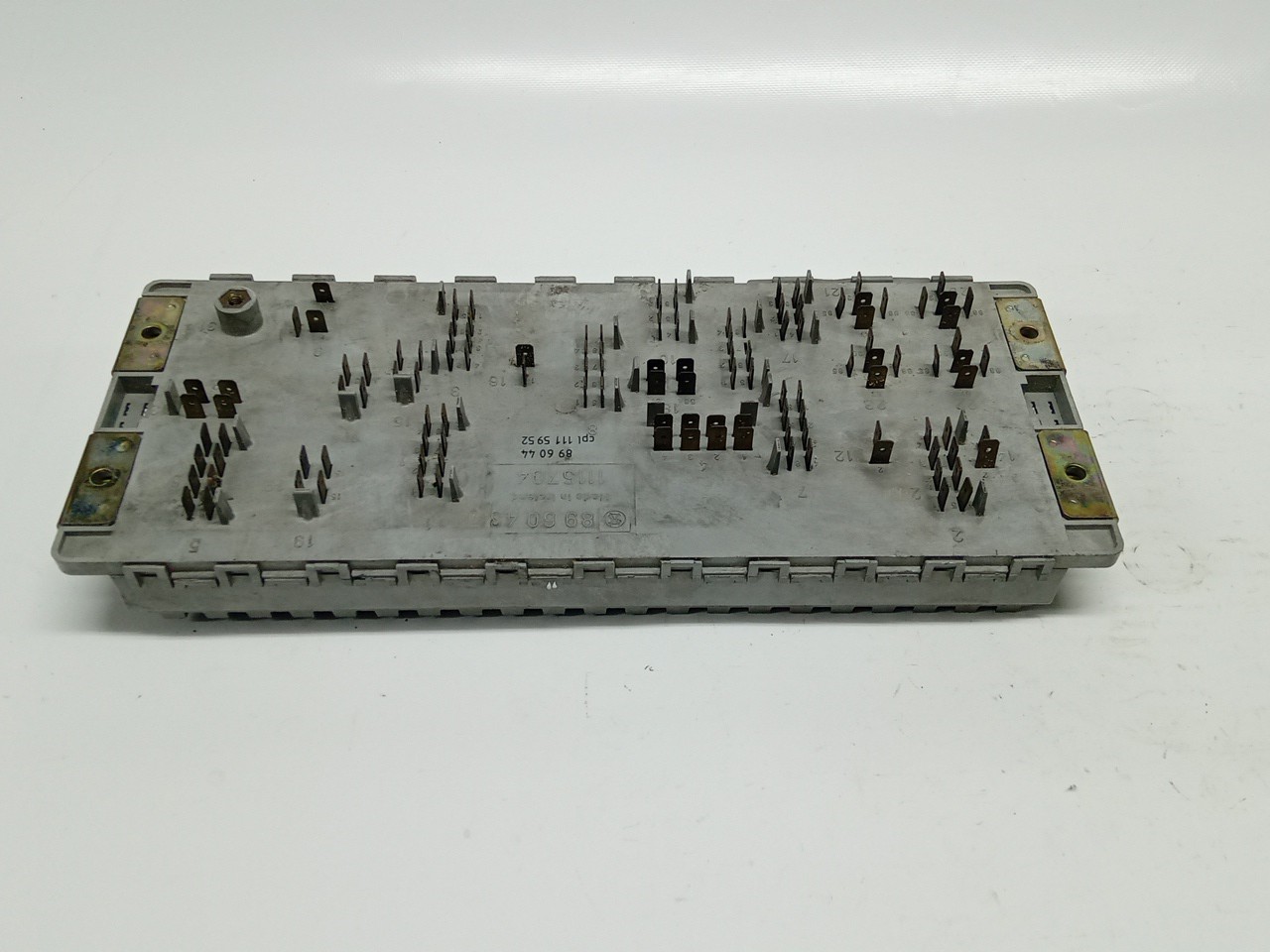 Caixa dos Fusíveis SCANIA P,G,R,T - series | 03 -  Imagem-4