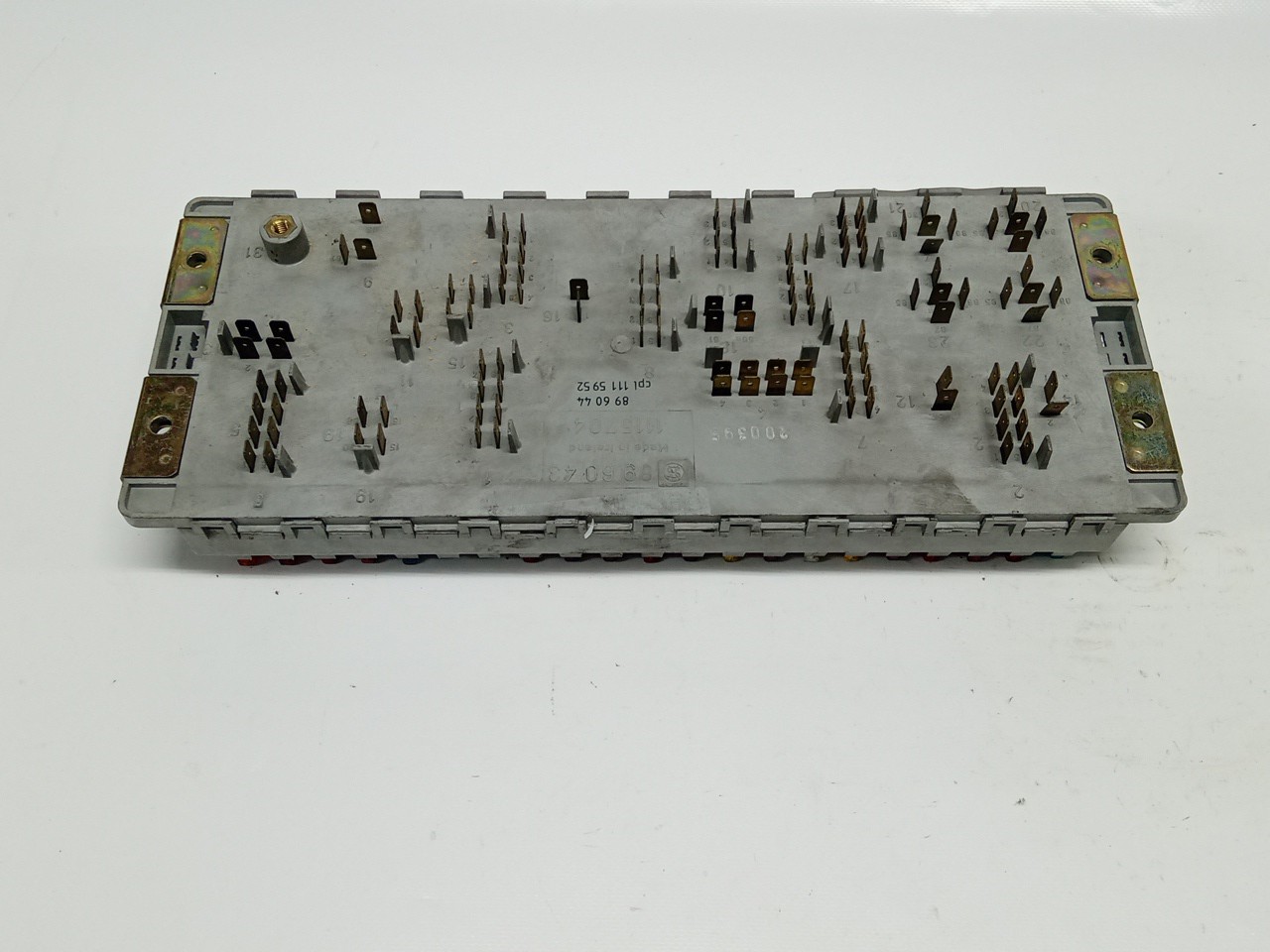 Caixa dos Fusíveis SCANIA P,G,R,T - series | 03 -  Imagem-3