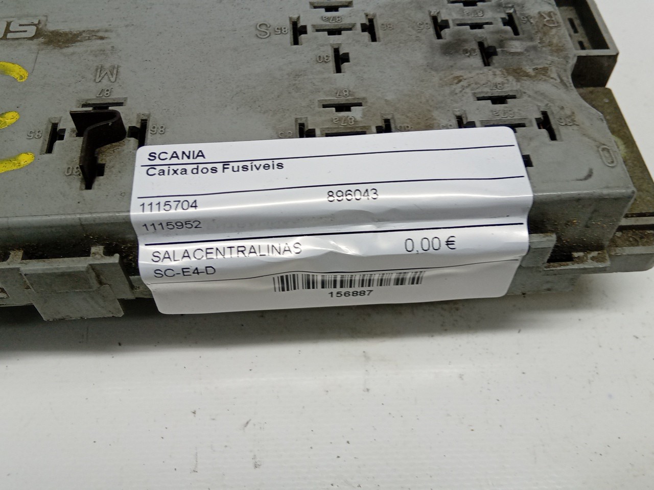 Caixa dos Fusíveis SCANIA P,G,R,T - series | 03 -  Imagem-1