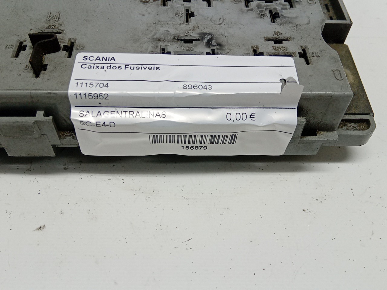 Caixa dos Fusíveis SCANIA P,G,R,T - series | 03 -  Imagem-1