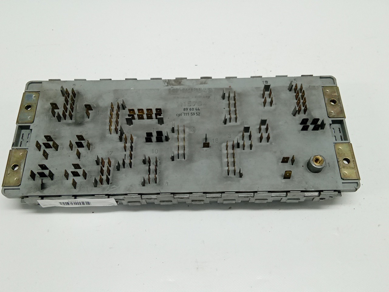 Caixa dos Fusíveis SCANIA P,G,R,T - series | 03 -  Imagem-2