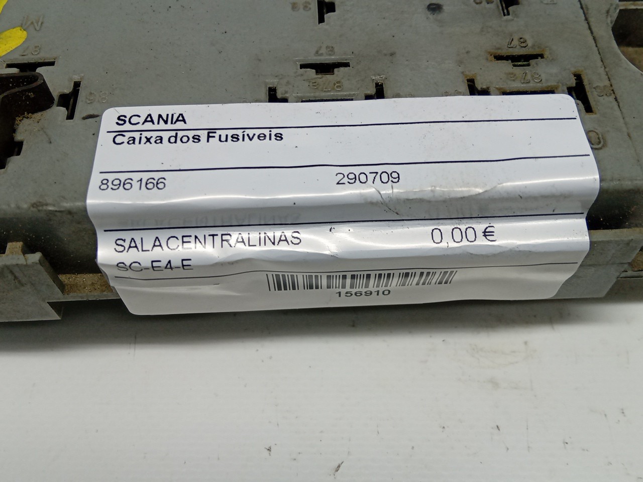 Caixa dos Fusíveis SCANIA P,G,R,T - series | 03 -  Imagem-1