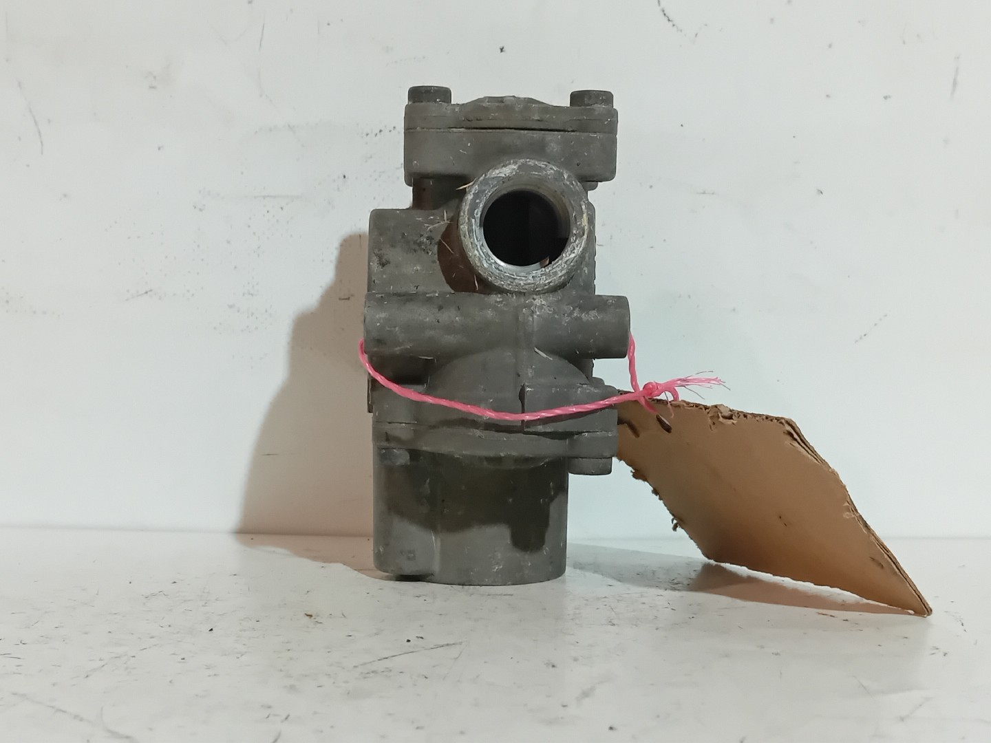 VALVULA SCANIA - Imagem-4