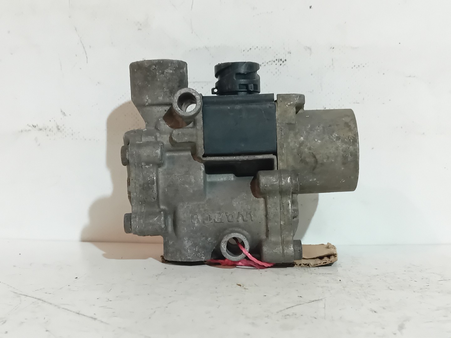 VALVULA SCANIA - Imagem-2