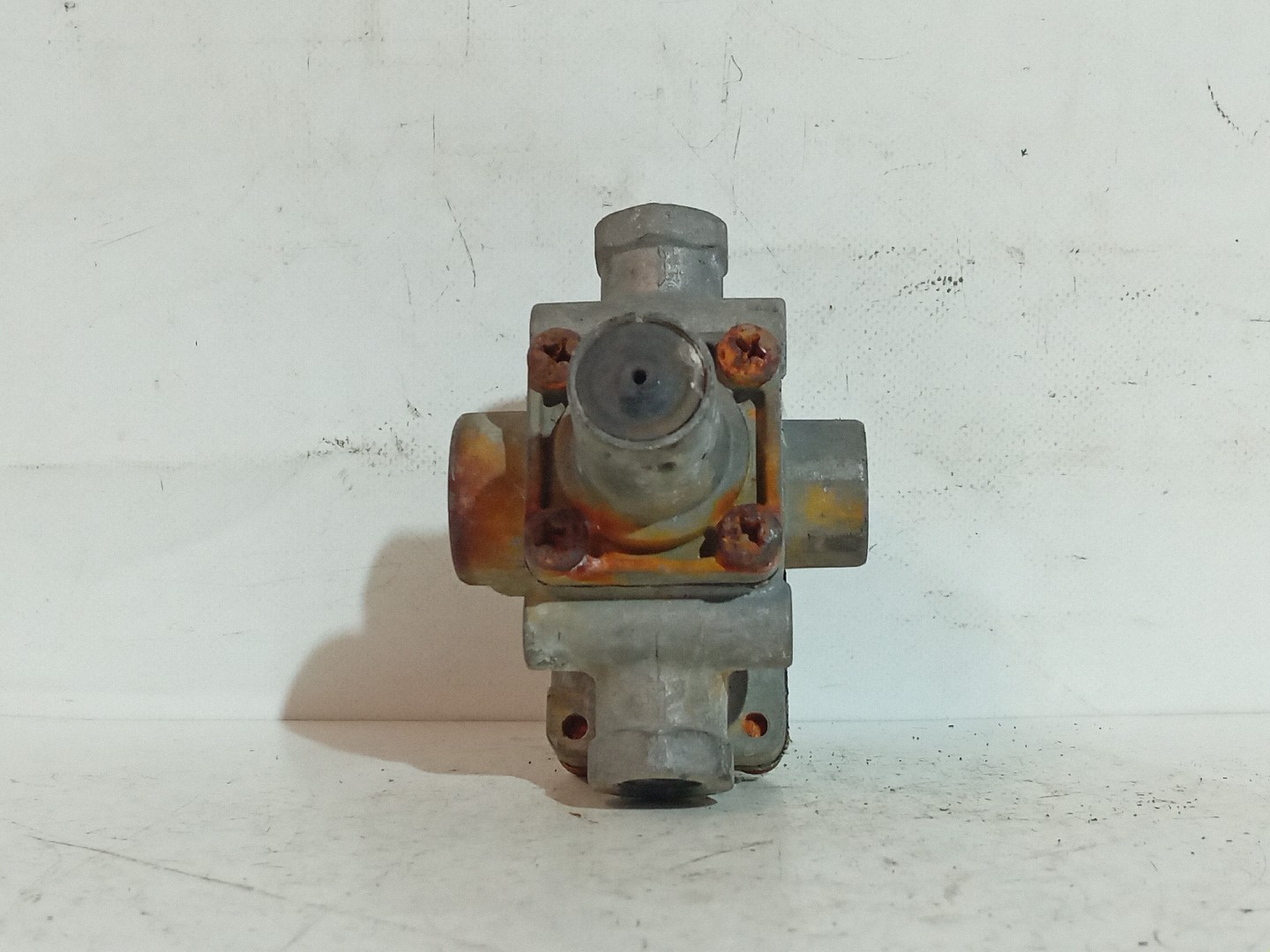 VALVULA SCANIA - Imagem-3