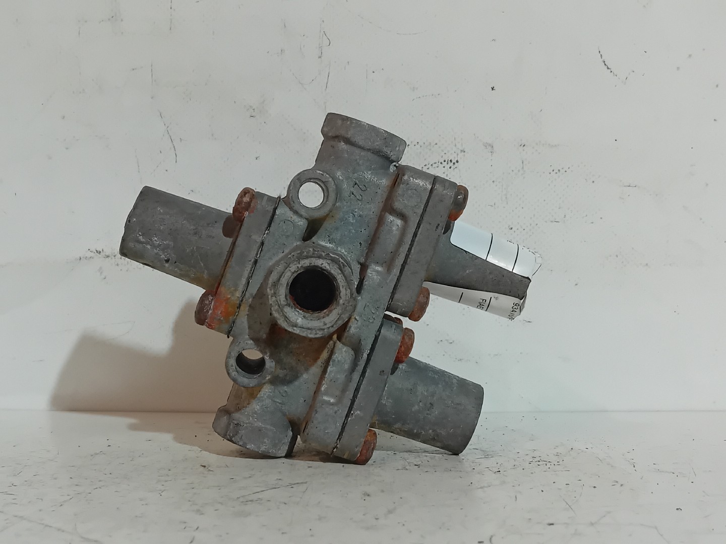 VALVULA SCANIA - Imagem-2