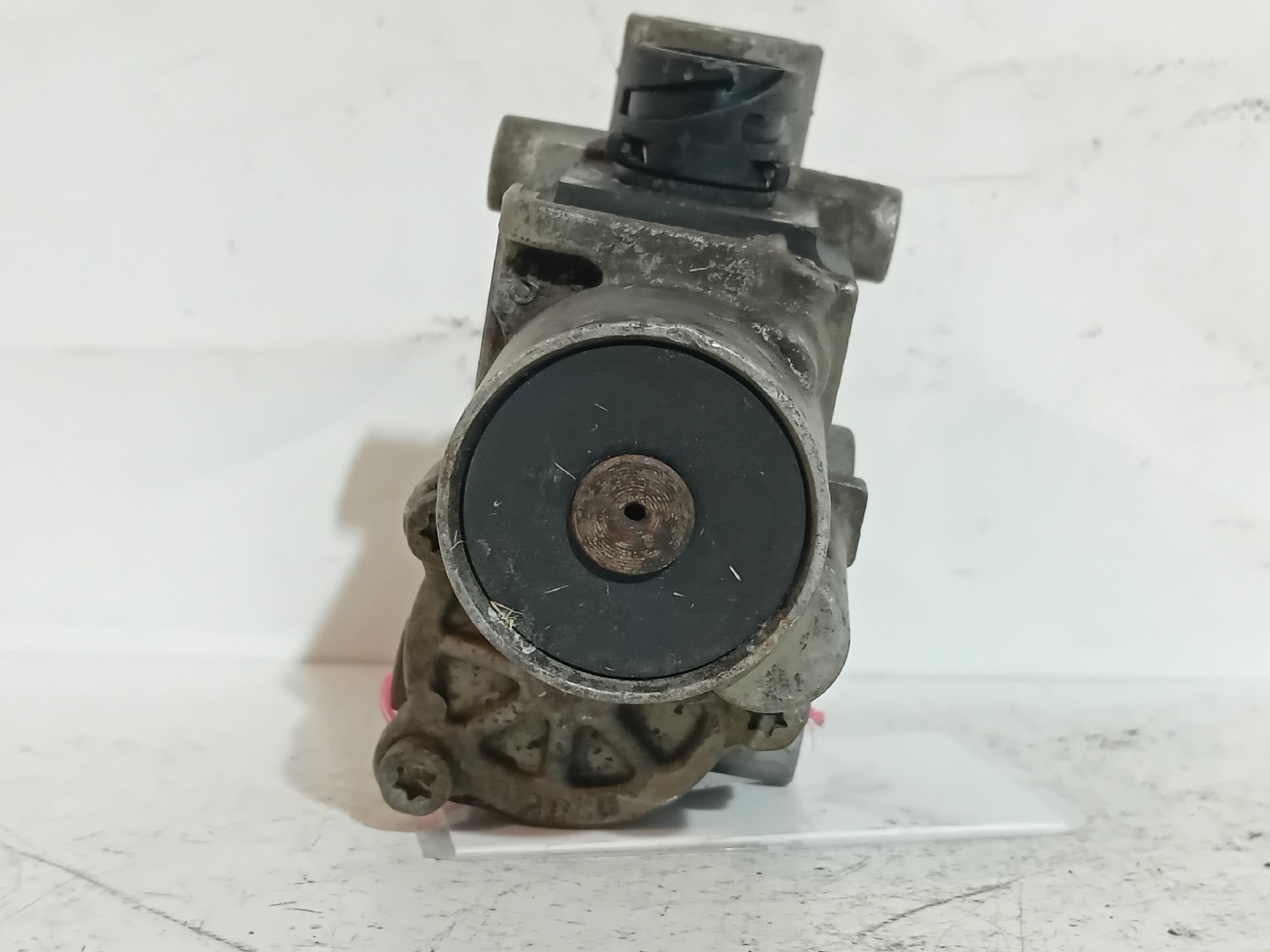 VALVULA SCANIA - Imagem-1