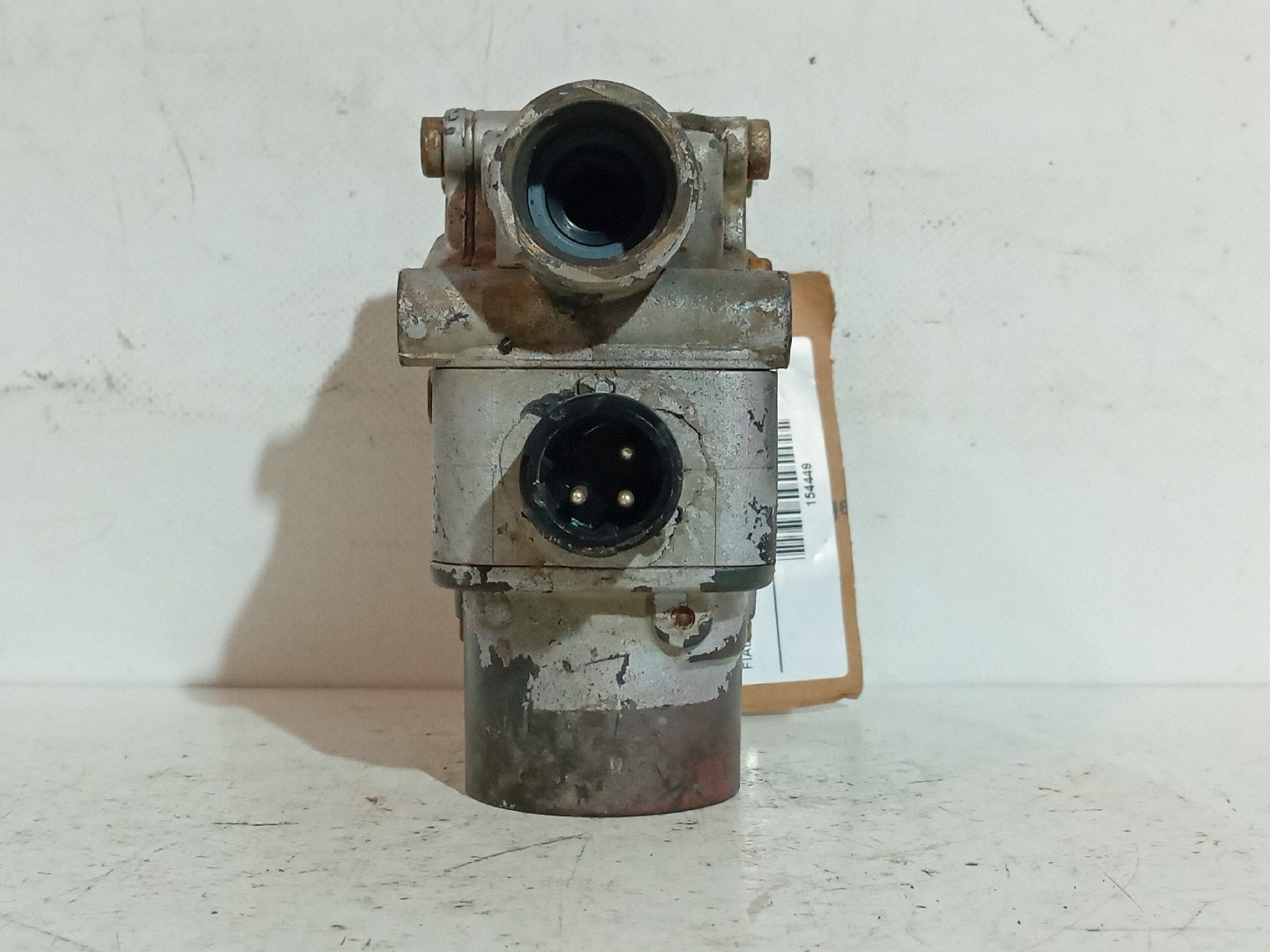 VALVULA SCANIA - Imagem-1