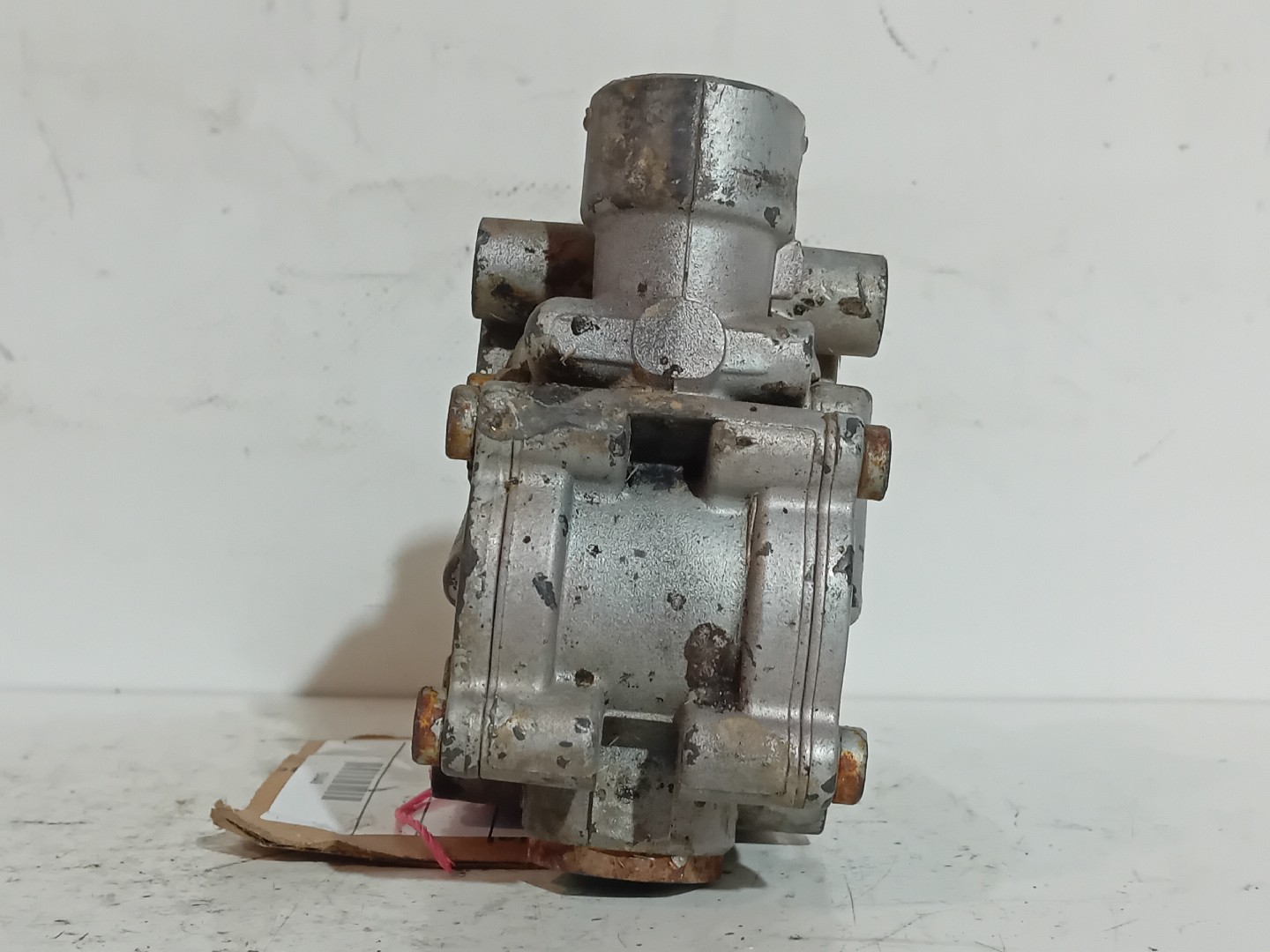 VALVULA SCANIA - Imagem-5