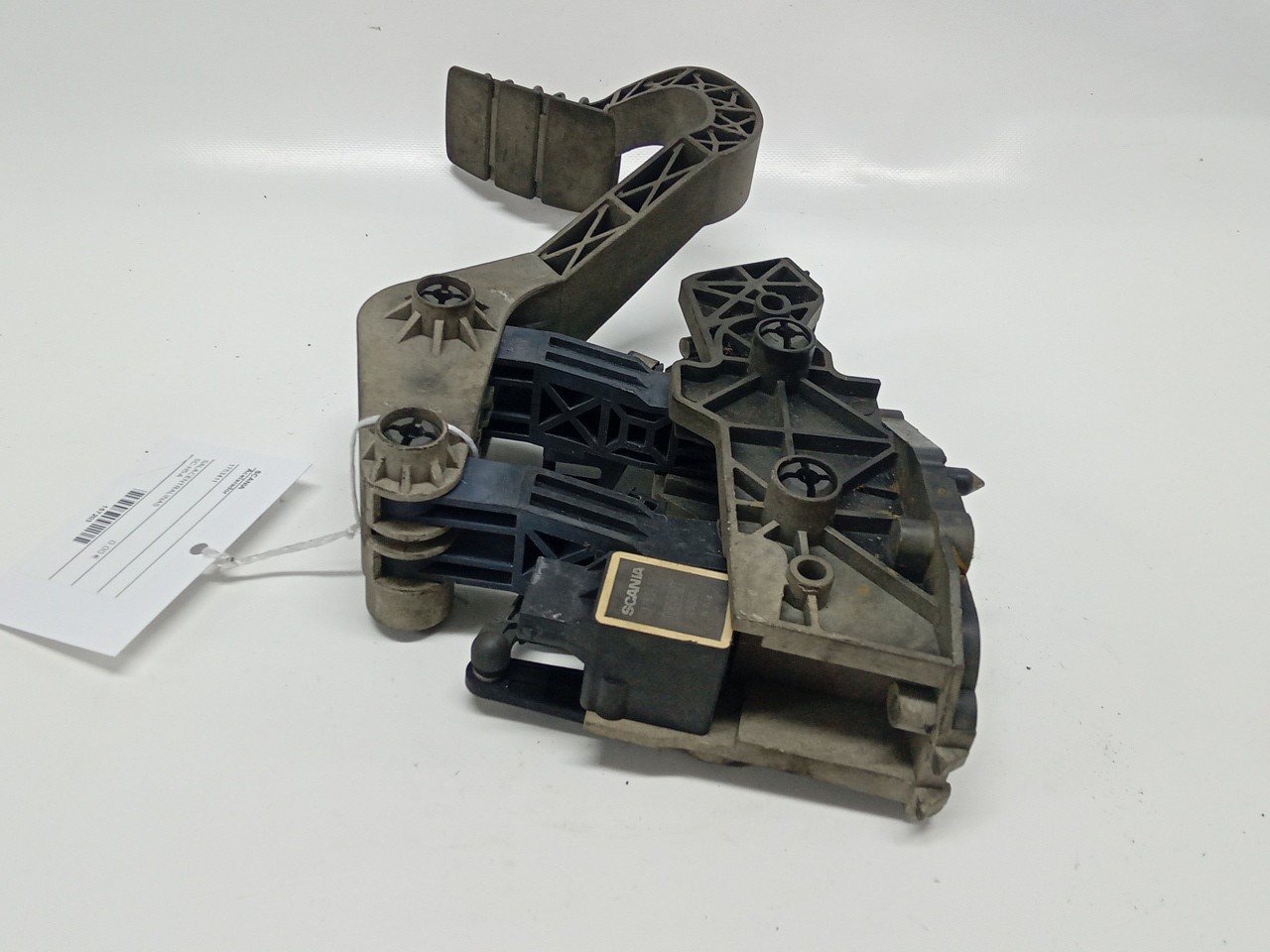 Acelarador SCANIA P,G,R,T - series | 03 -  Imagem-2