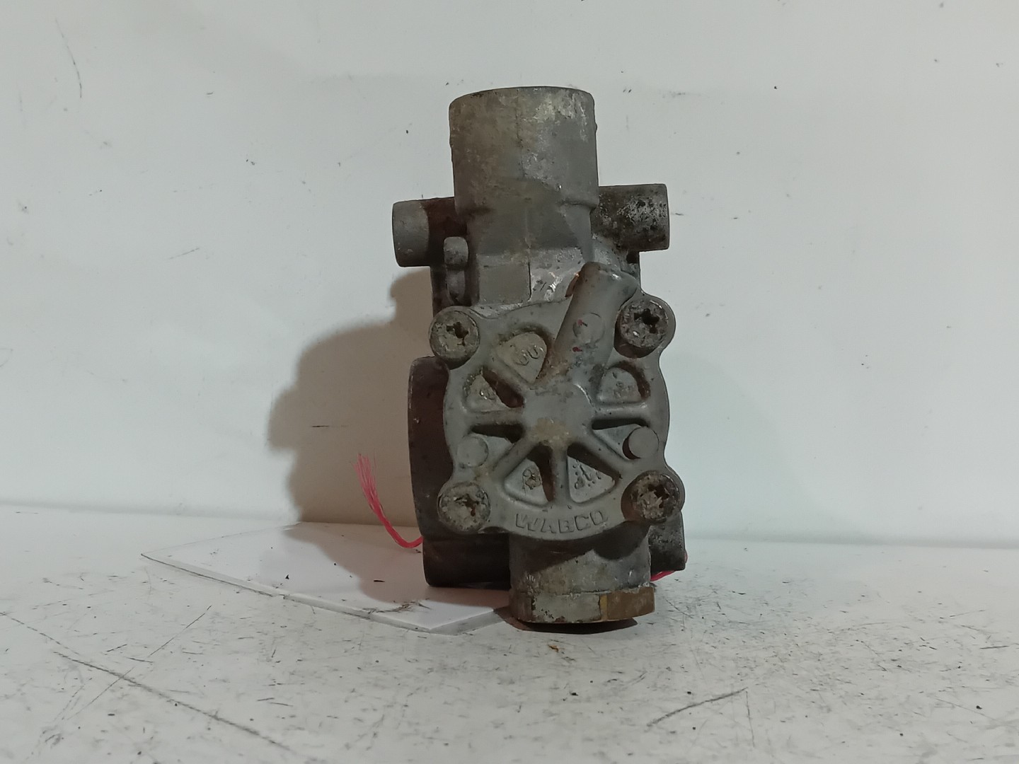 VALVULA SCANIA - Imagem-3