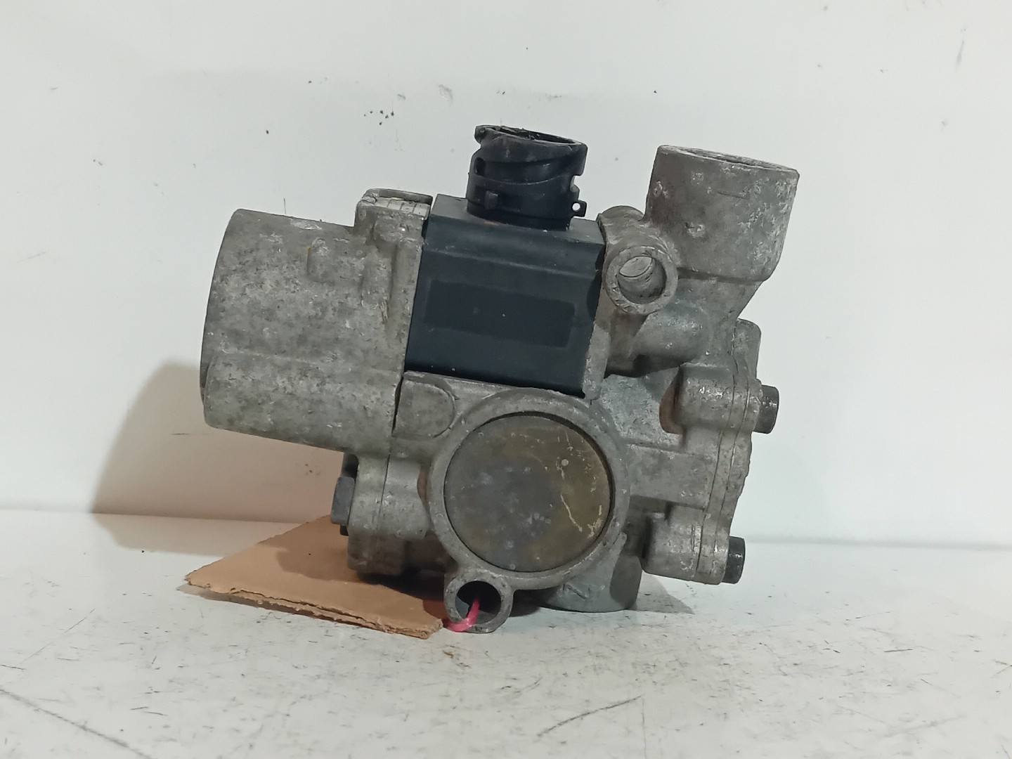 VALVULA SCANIA - Imagem-2