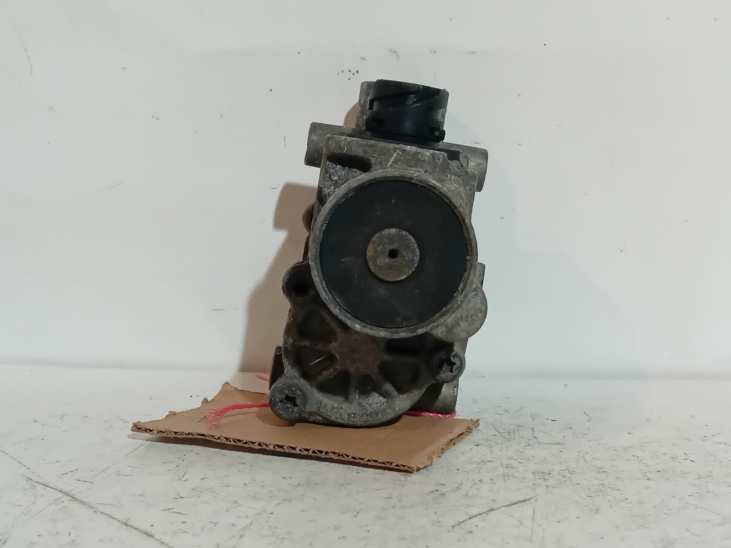 VALVULA SCANIA - Imagem-3