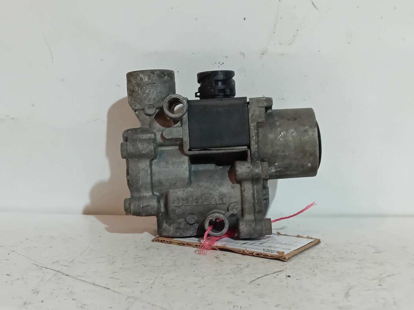 VALVULA SCANIA - Imagem-2