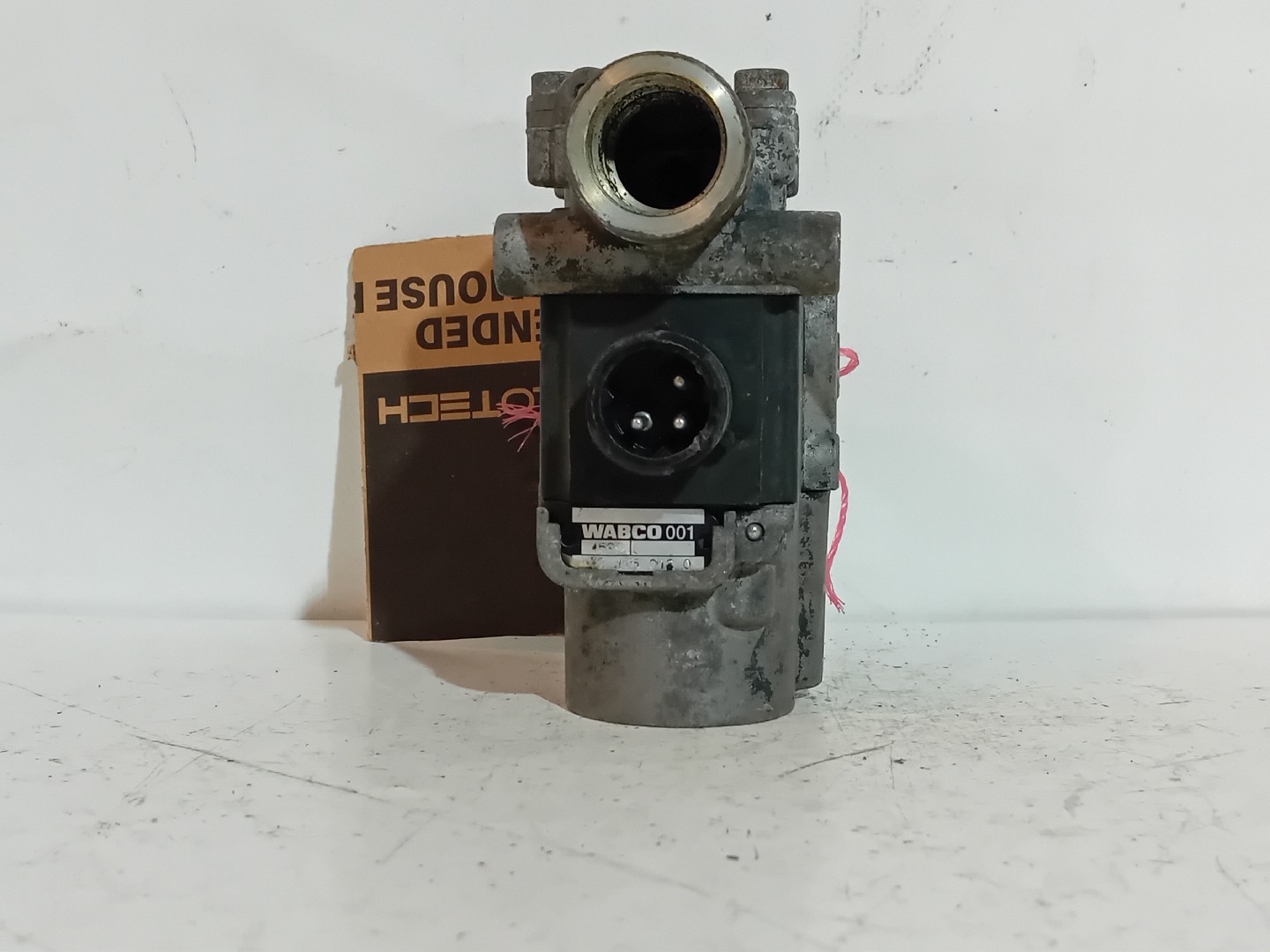 VALVULA SCANIA - Imagem-5