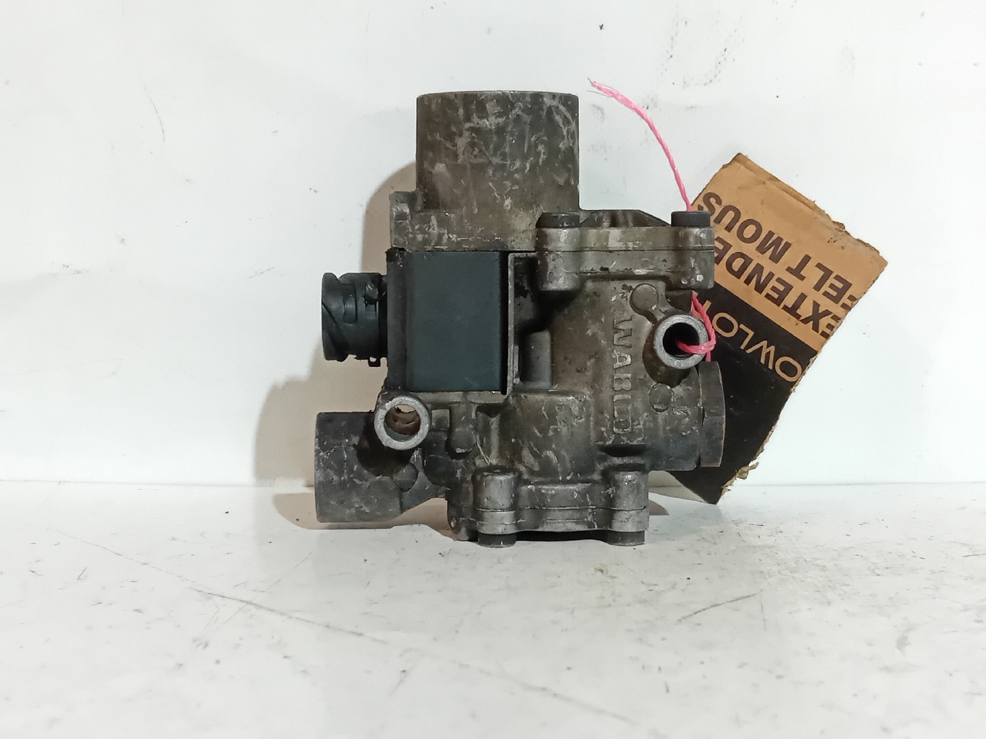 VALVULA SCANIA - Imagem-2