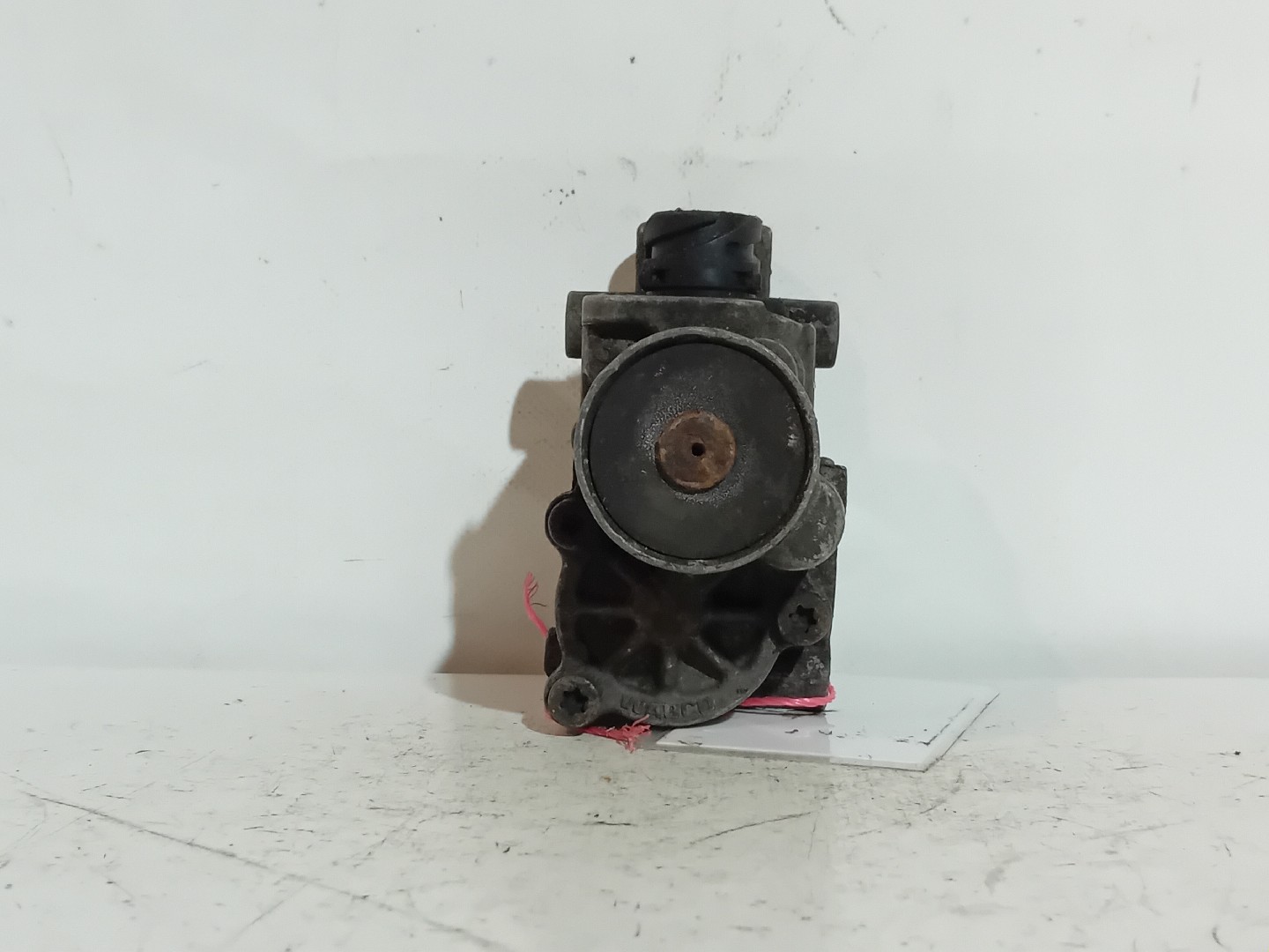 VALVULA SCANIA - Imagem-1