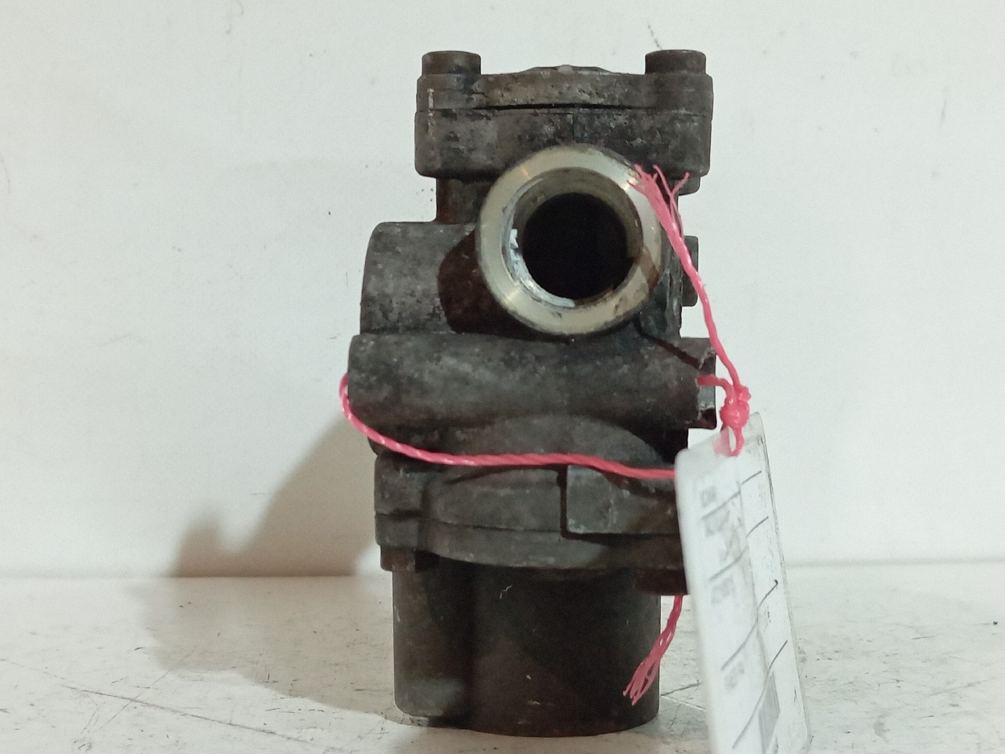 VALVULA SCANIA - Imagem-4