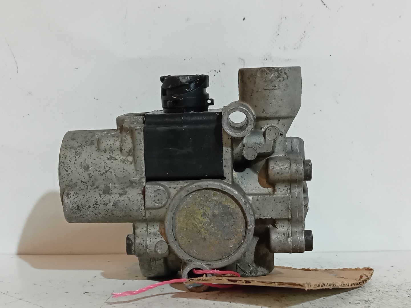 VALVULA SCANIA - Imagem-2