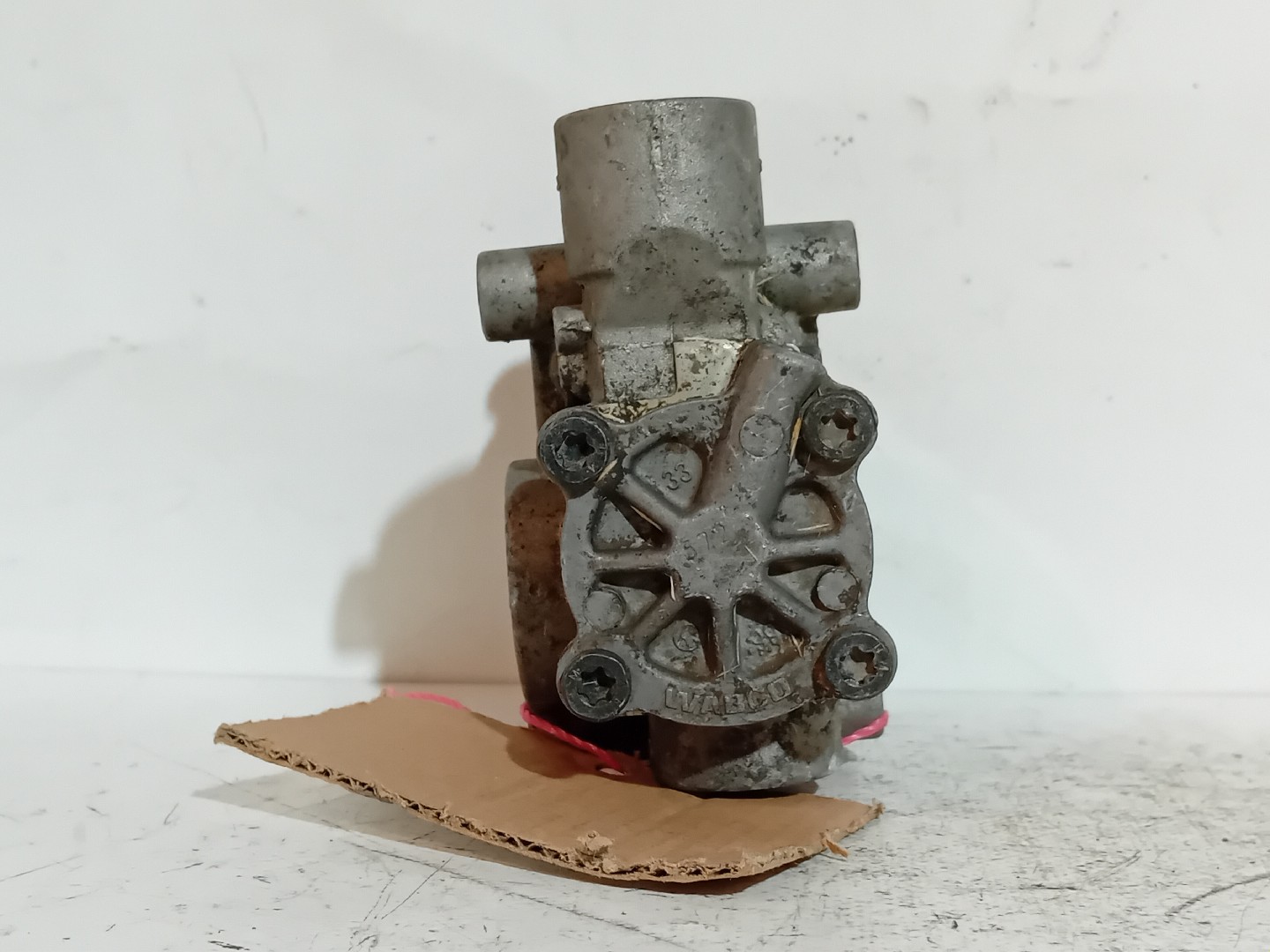 VALVULA SCANIA - Imagem-3