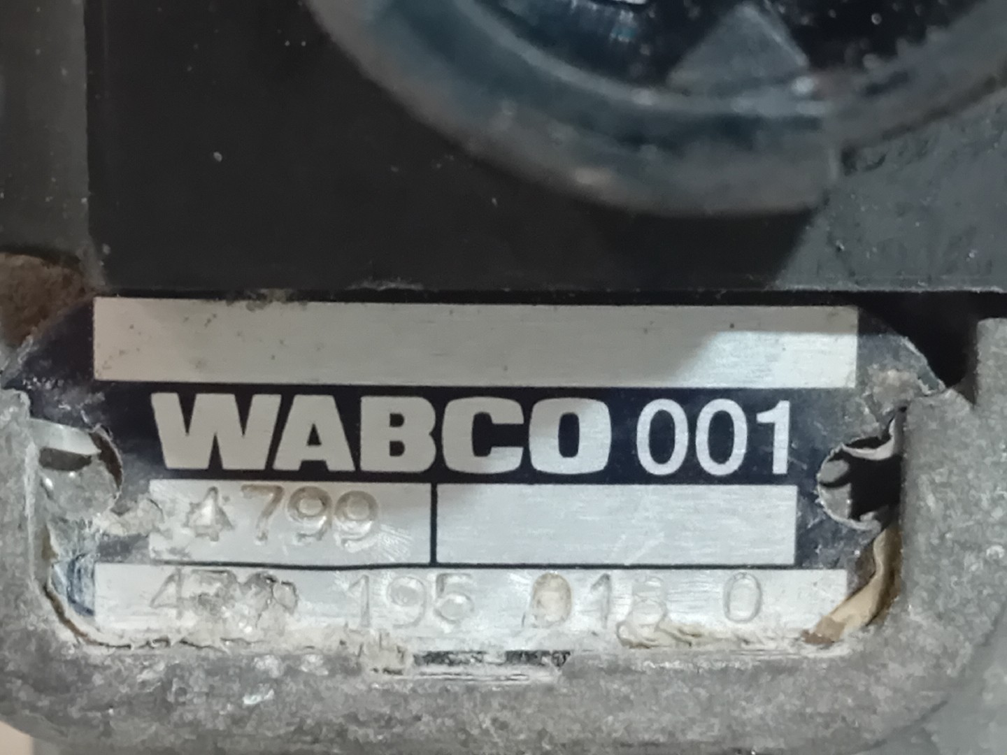 VALVULA SCANIA - Imagem-6