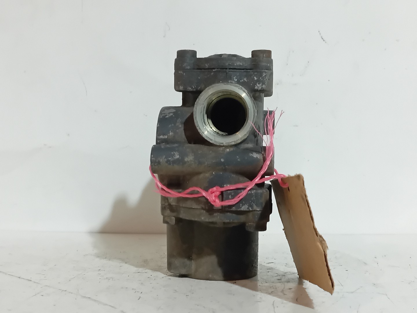 VALVULA SCANIA - Imagem-4