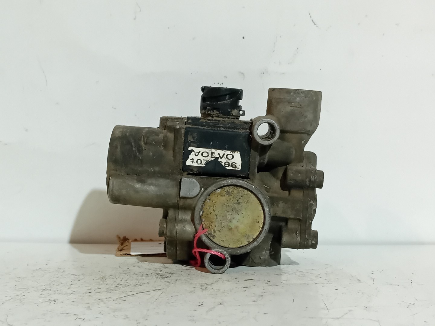 VALVULA SCANIA - Imagem-2