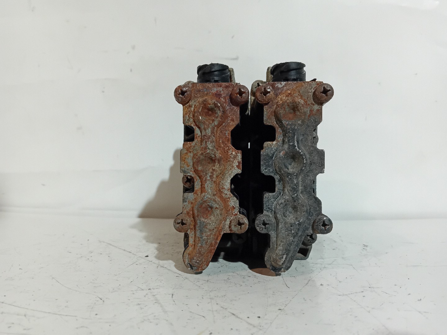 VALVULA SCANIA - Imagem-5