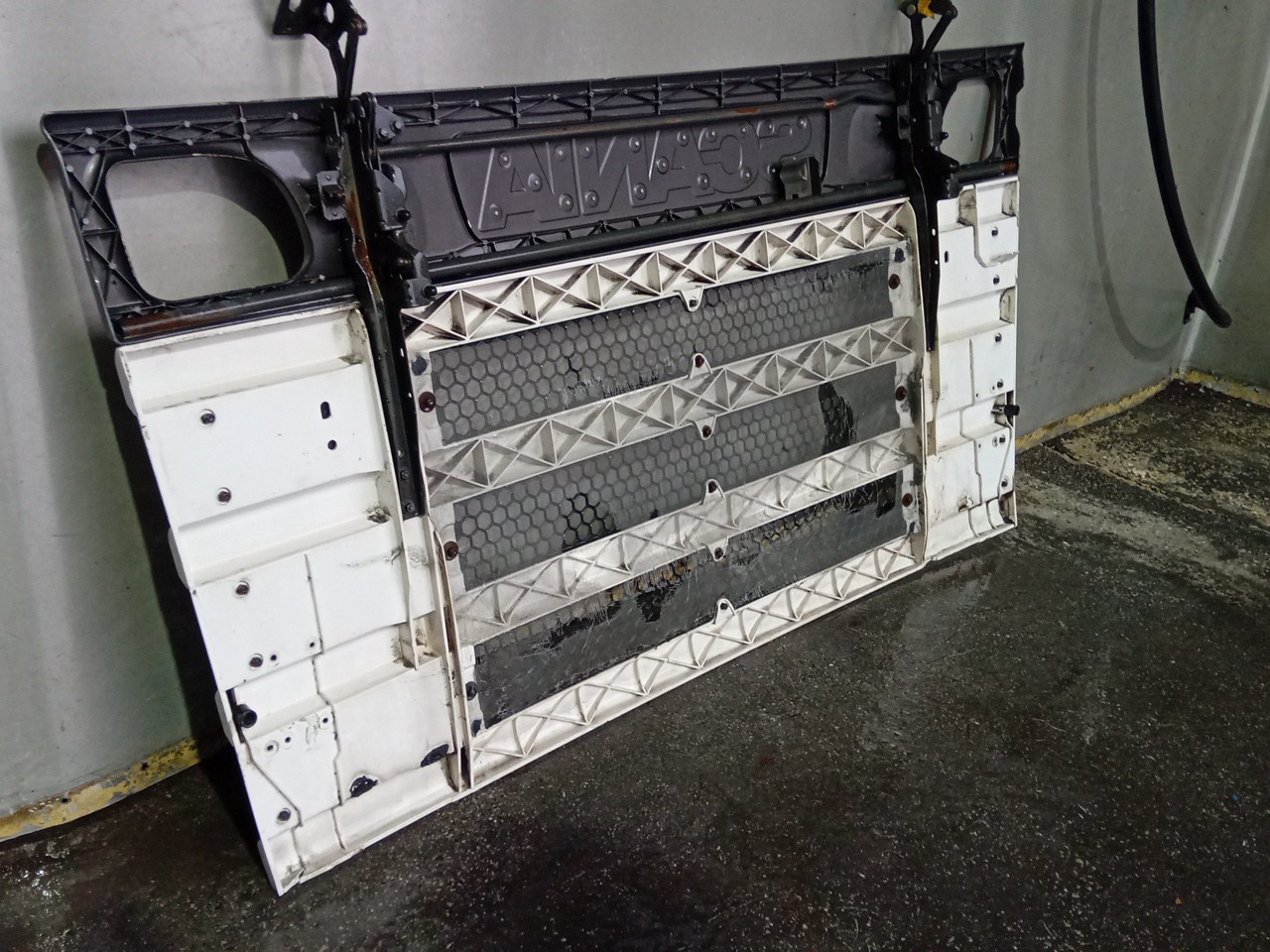 Grelha da Frente SCANIA P,G,R,T - series | 03 -  Imagem-6