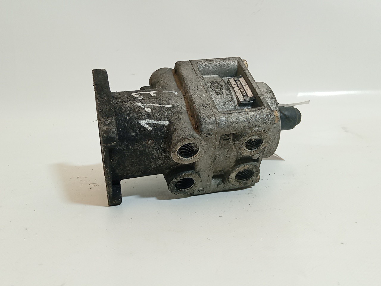 VALVULA SCANIA P,G,R,T - series | 03 -  Imagem-4