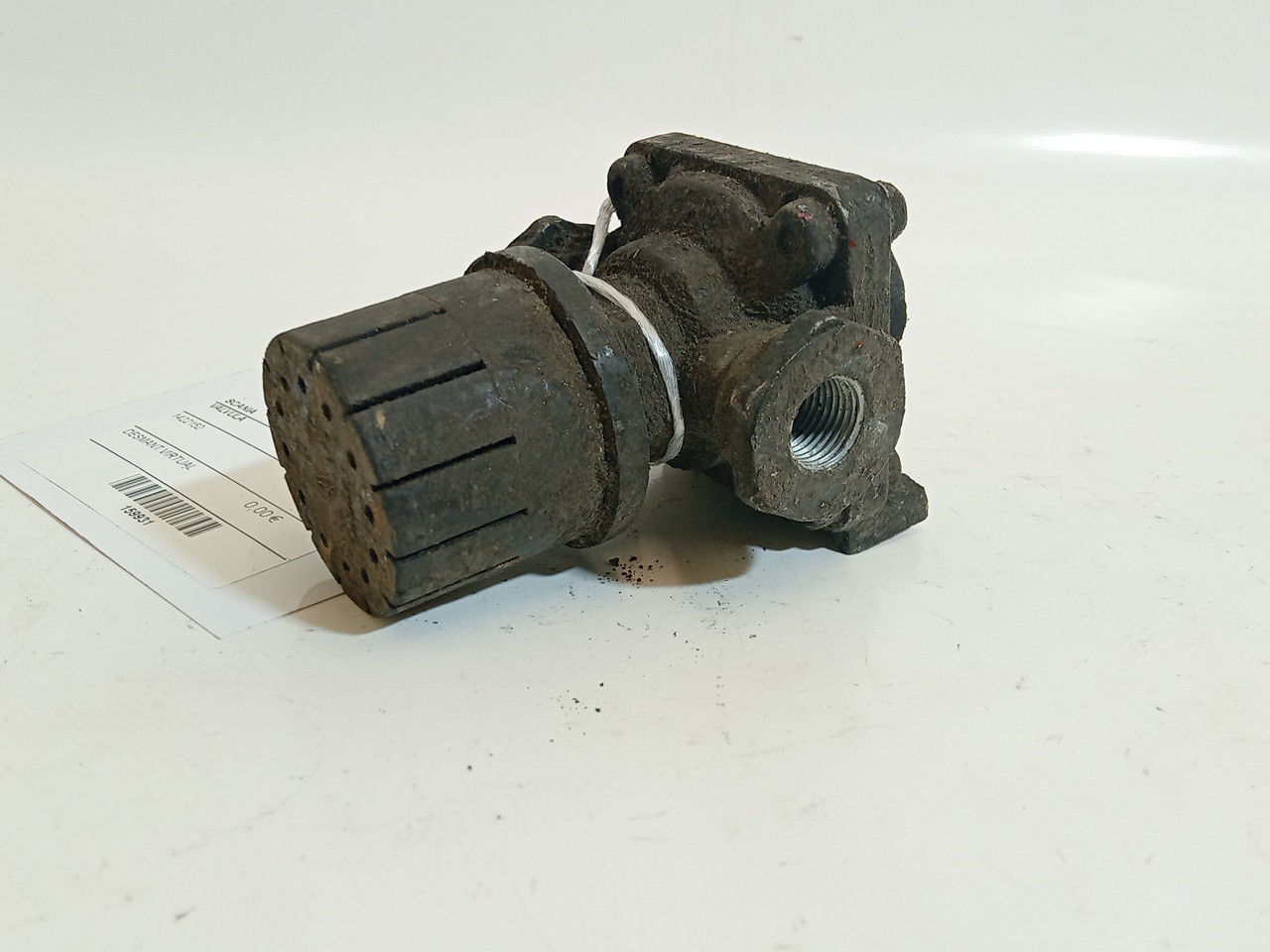 VALVULA SCANIA P,G,R,T - series | 03 -  Imagem-1