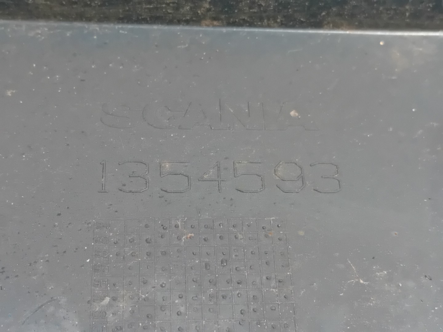 Plastico E>xterior SCANIA 4 - series | 95 - 04 Imagem-2