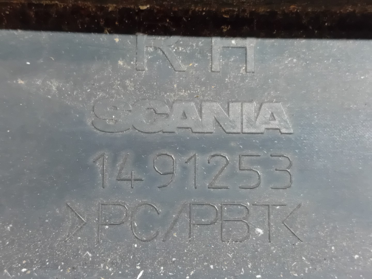 Plastico E>xterior SCANIA - Imagem-2