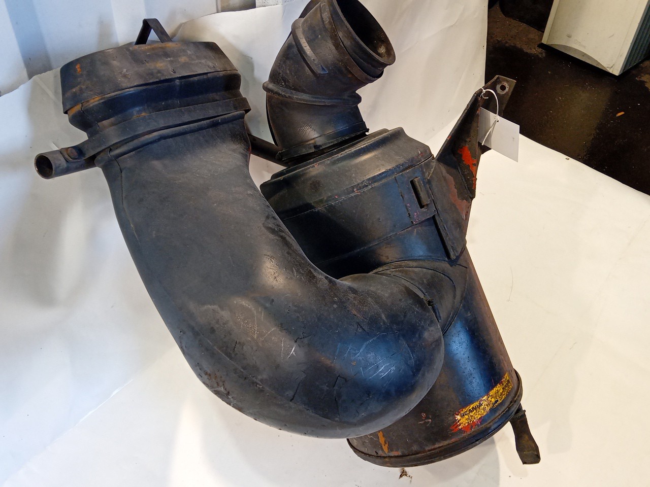 Caixa de Filtro de ar SCANIA P82H  Imagem-1