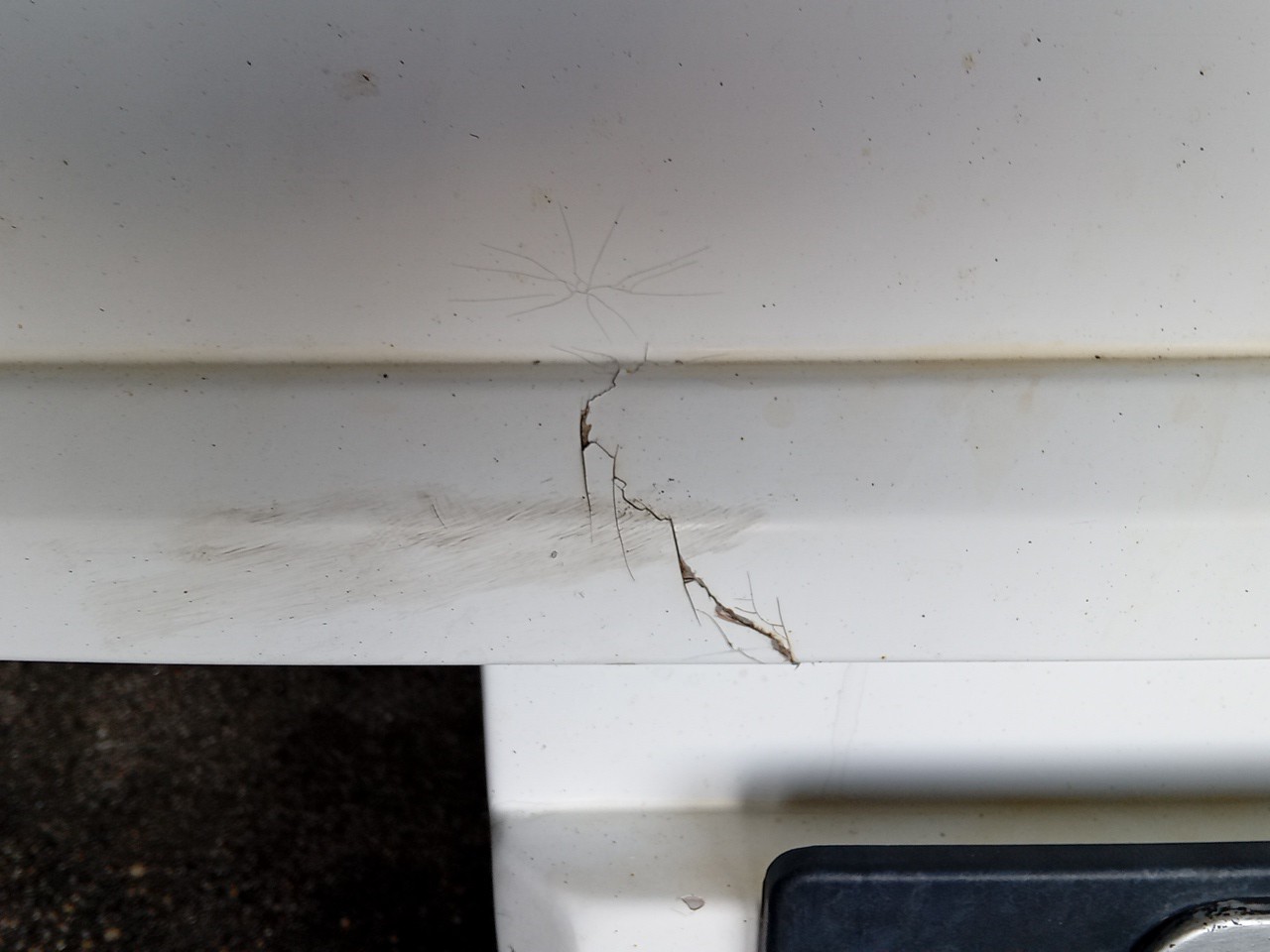 Grelha da Frente SCANIA P82H  Imagem-3