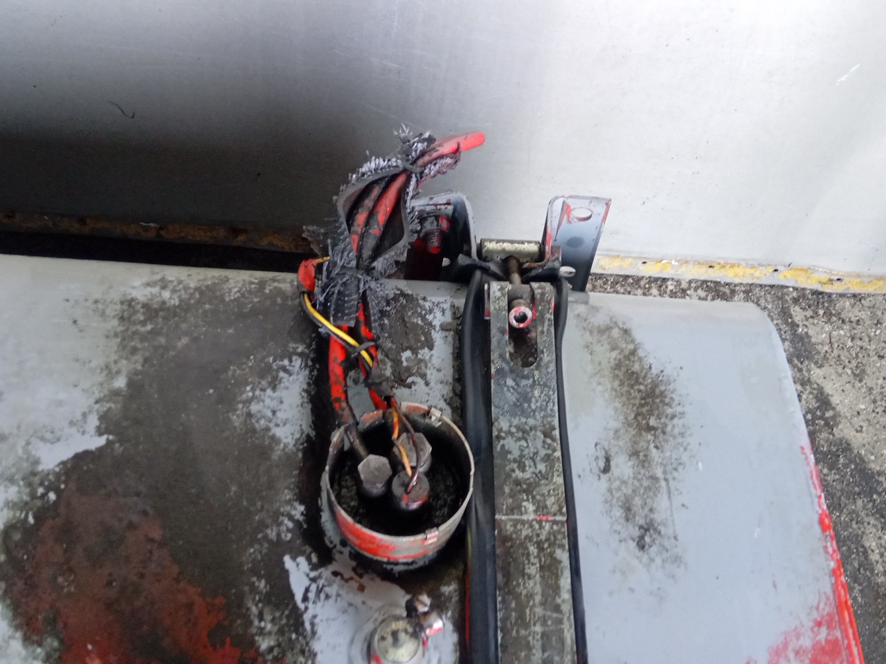 Fuel Tank SCANIA P82H  Imagem-3