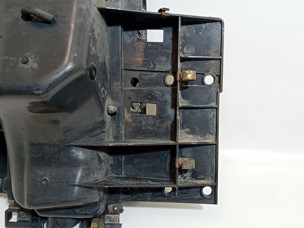 Acabamento Otica SCANIA P,G,R,T - series | 03 -  Imagem-8