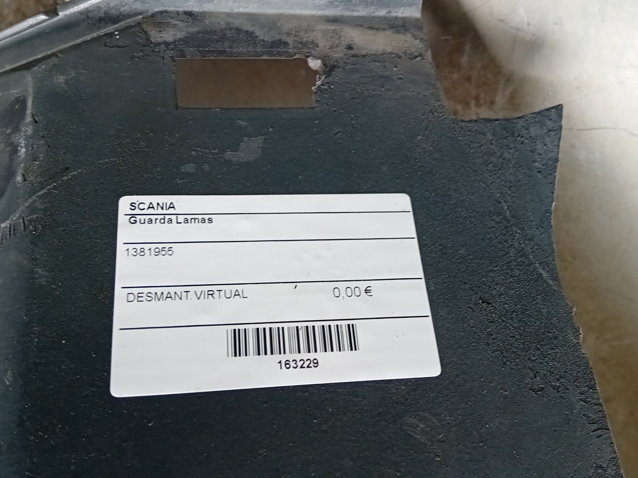 Guarda Lamas SCANIA P,G,R,T - series | 03 -  Imagem-4
